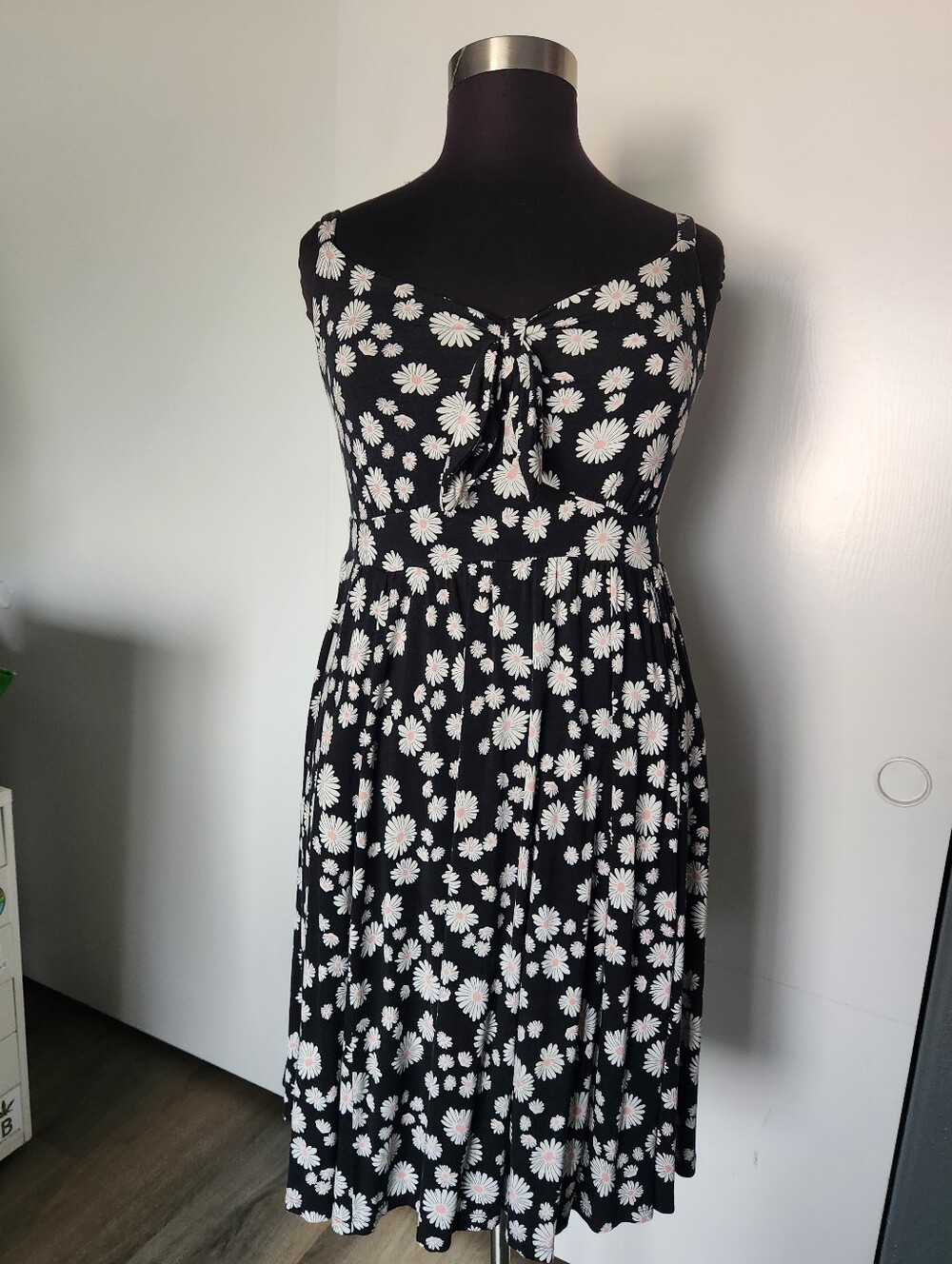 torrid Black Daisy Tie-Front Midi Dress